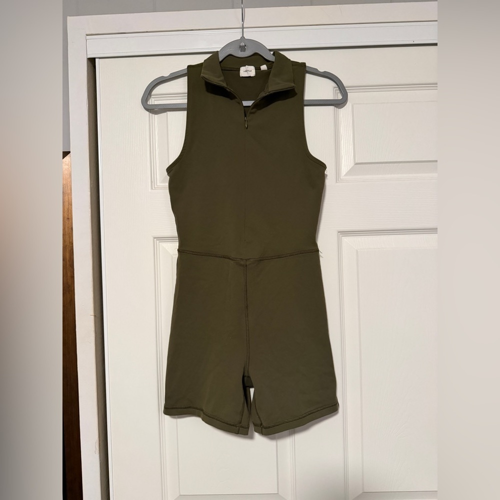 Aritzia Wilfred Free Moonrise Romper Collared Romper Green Shorts Onesie Bodycon